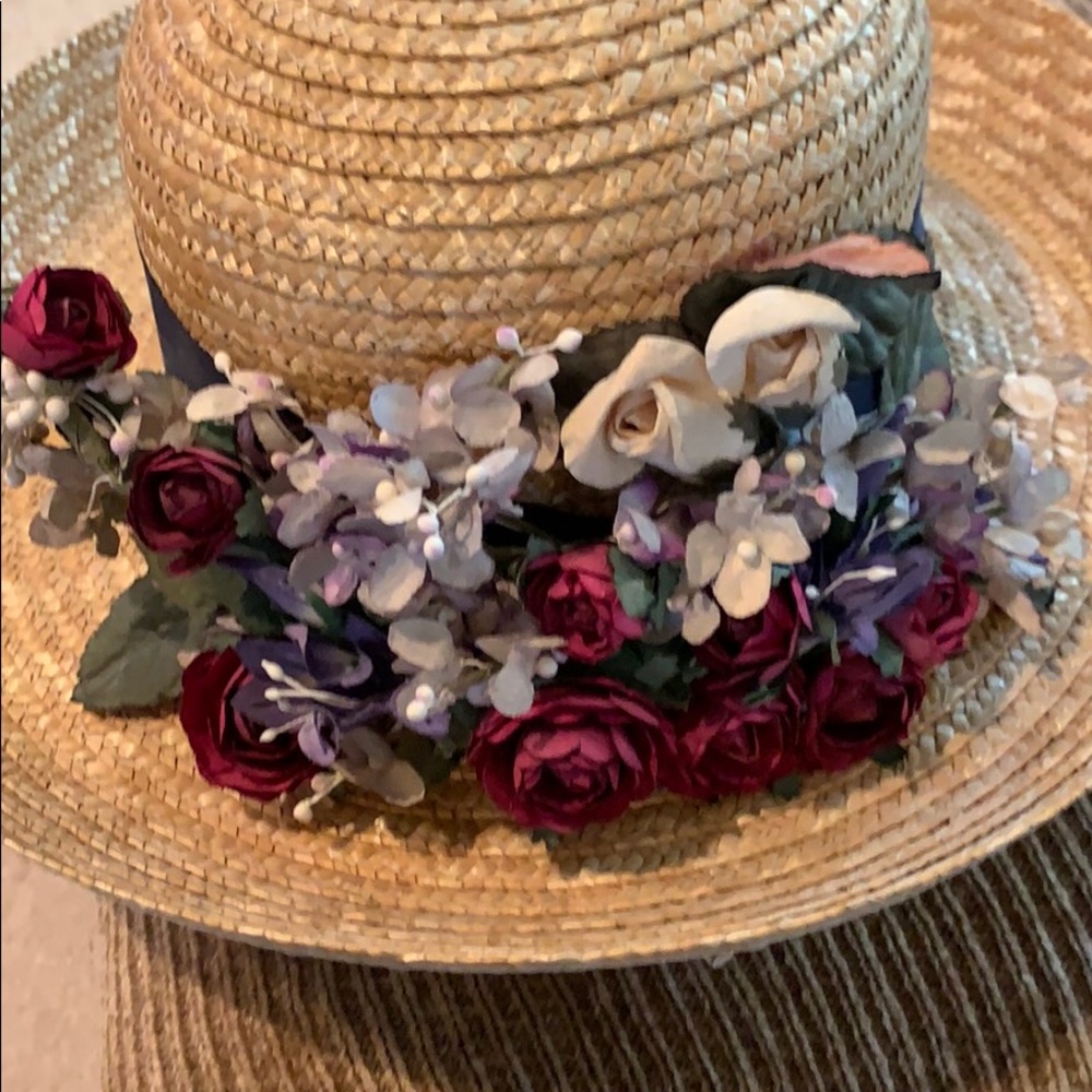 Pretty Talbots hat - Picture 5 of 6